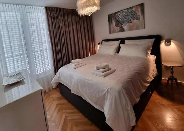 Bob Luxury Design & Sea View Split