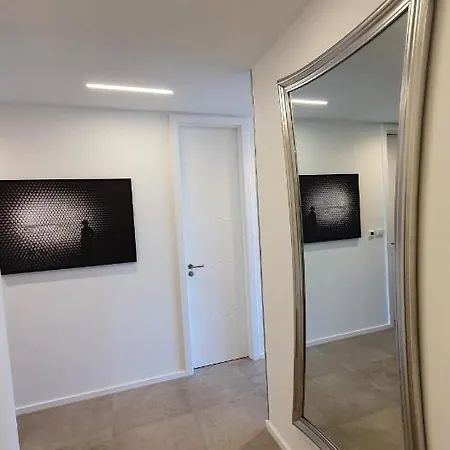 Bob Luxury Design & Sea View דירה