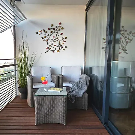 Bob Luxury Design & Sea View דירה