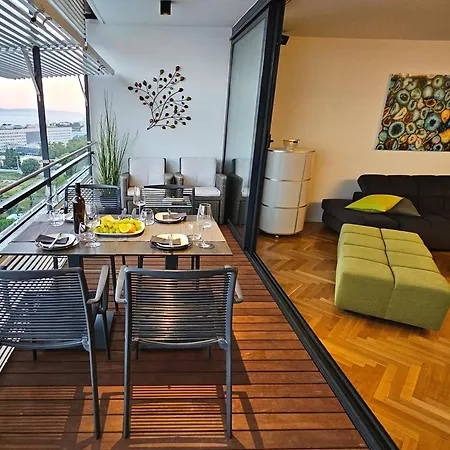 Bob Luxury Design & Sea View * ספליט